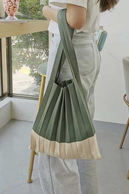 Lantern Foldable Tote Bag Oliver Green and Cream Color